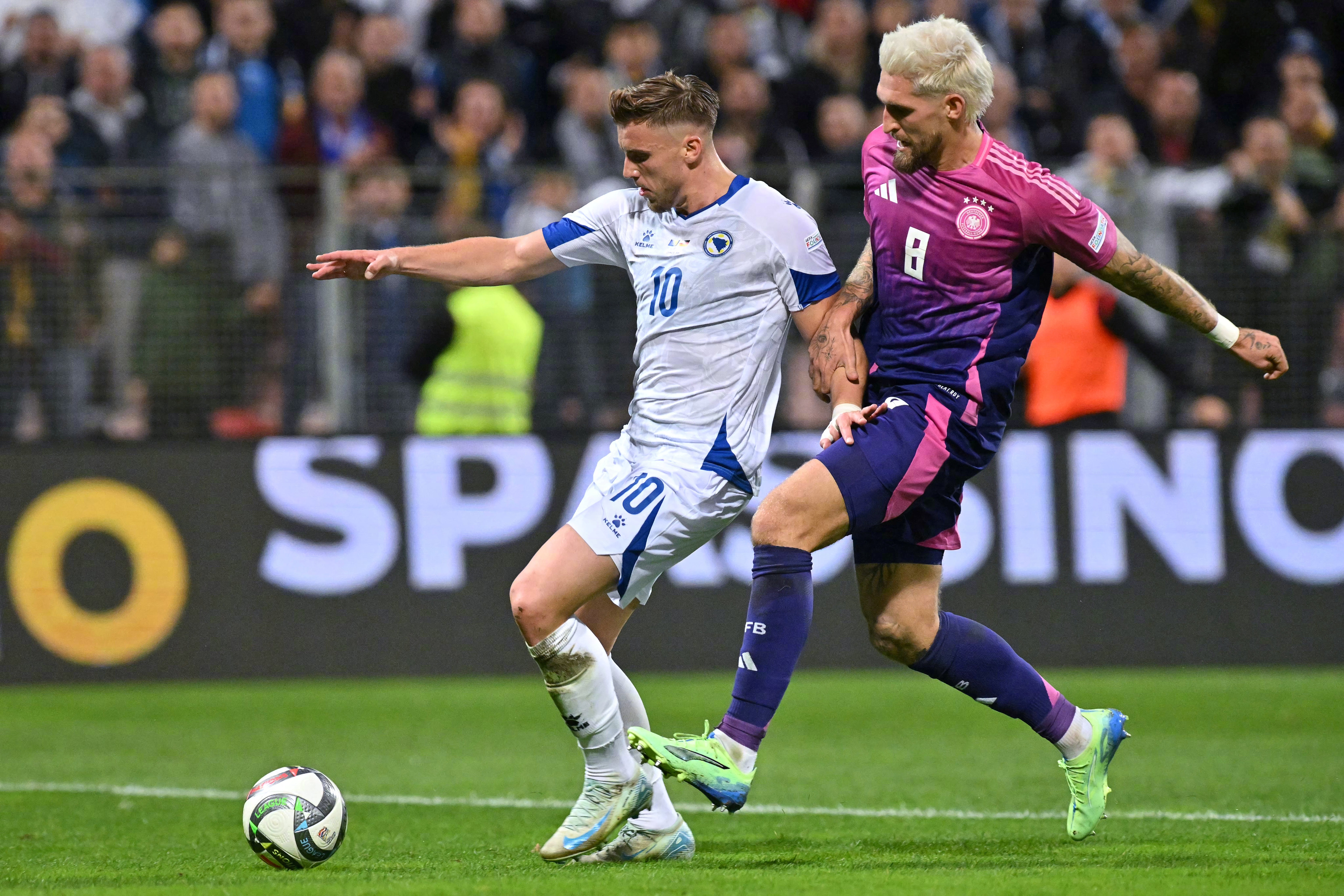 波兰队横扫法国队，张继科惊艳四座