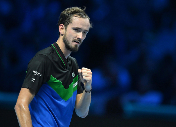 美网险胜ATP总决赛,梅德韦杰夫状态火热 美网险胜ATP总决赛,梅德韦杰夫状态火热