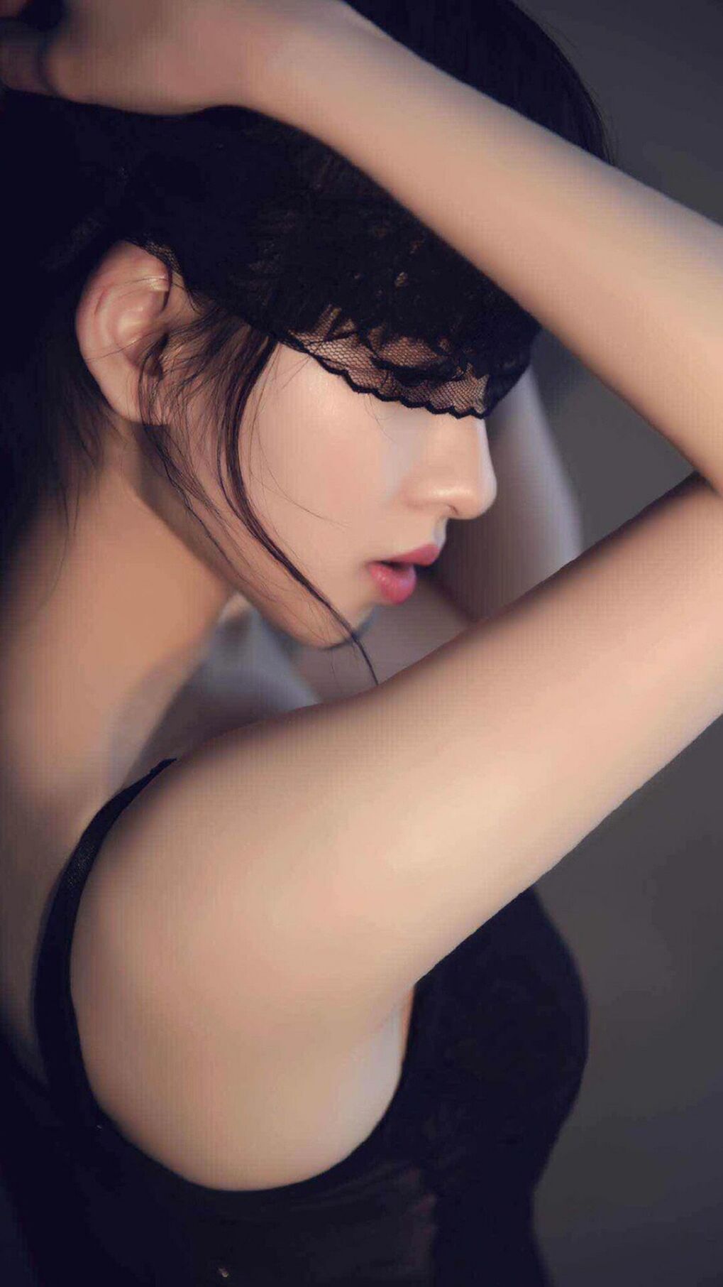 绿茵场上的爆发与地缘冰封，弗拉霍维奇的辉煌与芬兰封锁乌克兰的阴影