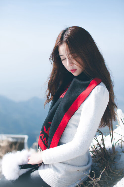 欧洲足球狂飙与赛道极速交响，科技时代体育决胜的控制哲学